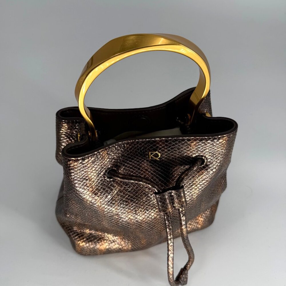 Donna Karan Drawstring Bucket Bag W/ Metallic Snake Print Leather - Picture 14 of 16